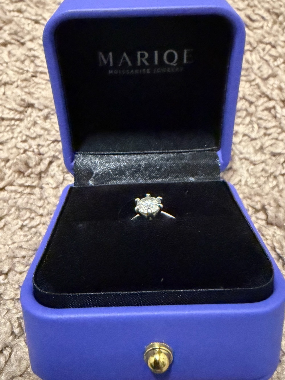 Solitaire Moissanite lab grown diamong Ring